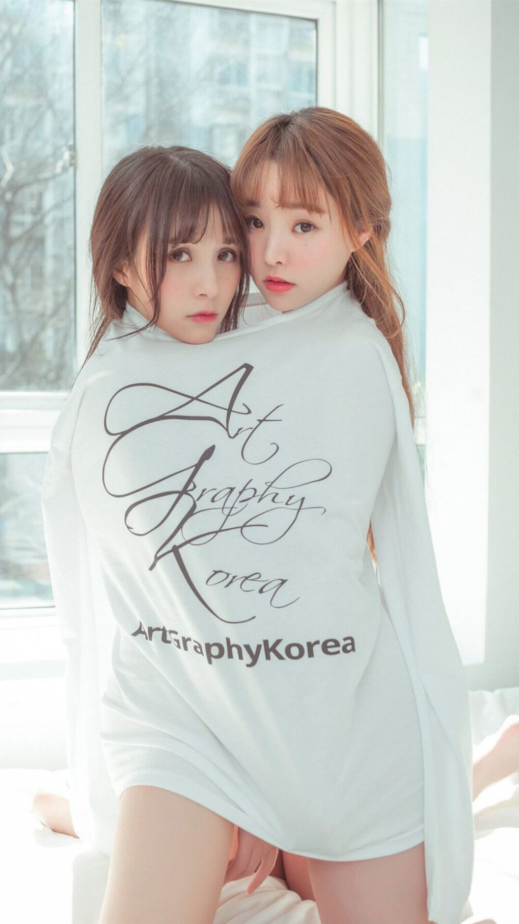 黑夜双面，F1极速轰鸣中的绿茵诗篇